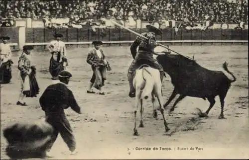 Ak Corrida de toros, Suerte de Vara