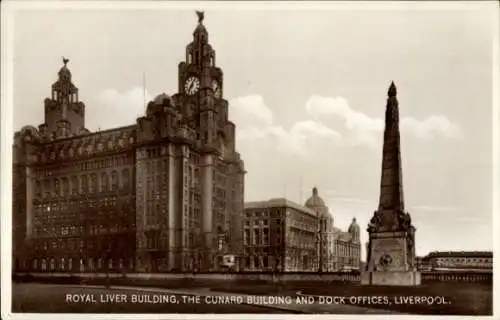 Ak Liverpool Merseyside England, Royal Liver Building, Cunard Building, Hafenbüros