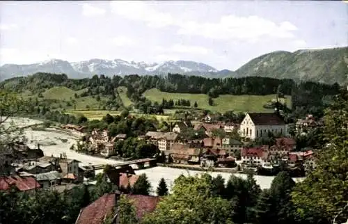 Ak Bad Tölz im Isartal Oberbayern, Gesamtansicht, Benediktenwand