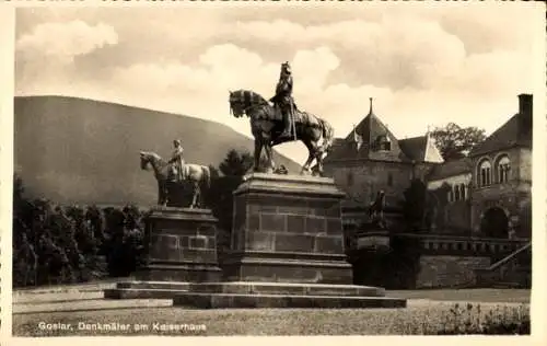 Ak Goslar am Harz, Denkmäler am Kaiserhaus, Barbarossa, Rob. Tobereutz