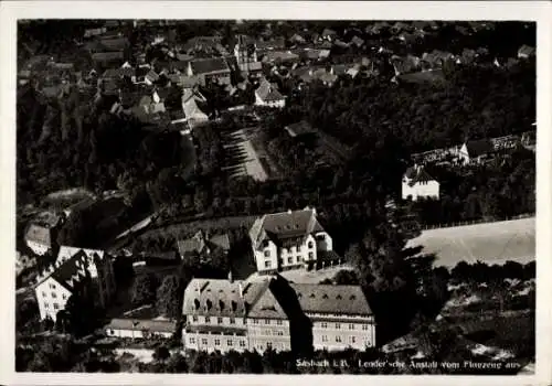 Ak Sasbach in der Ortenau, Fliegeraufnahme, Lendersche Anstalt