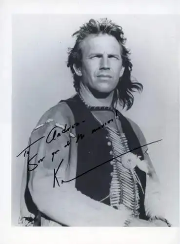 Ak Schauspieler Kevin Costner, Der mit dem Wolf tanzt, Autogramm