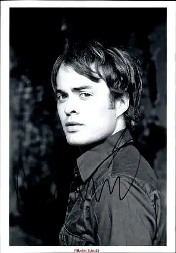Ak Schauspieler Nikolai Kinski, Autogramm