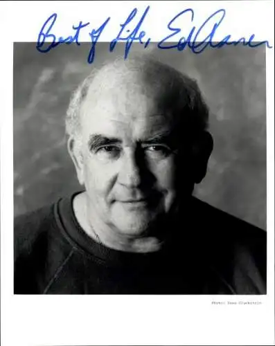 Foto Schauspieler Ed Asner, Autogramm