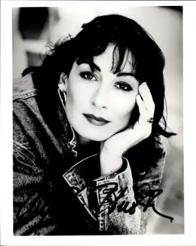 Foto Schauspielerin Anjelica Huston, Autogramm