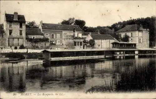 Ak Moret sur Loing Seine et Marne, Les Remparts