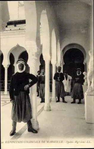 Ak Marseille Bouches du Rhône, Exposition Coloniale, Spabis Algerians