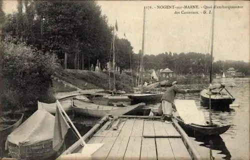 Ak Nogent sur Marne Val de Marne, Quai d'embarquement des Canotiers