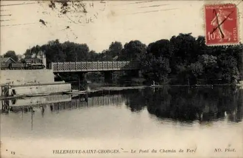 Ak Villeneuve Saint Georges Val de Marne, Le Pont du Chemin de Fer