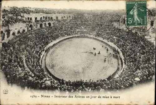 Ak Nimes, Stierkampf Arena, un jour de mise a mort