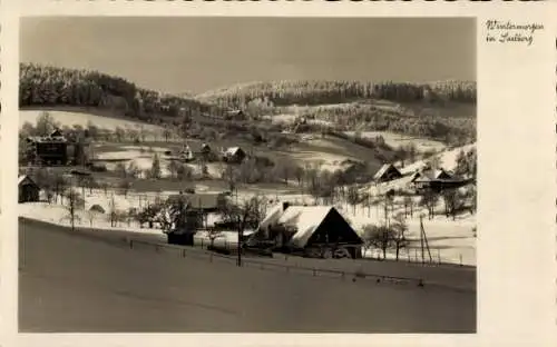 Ak Zachełmie Saalberg Riesengebirge Schlesien, Wintermorgen, Schnee, Hütte