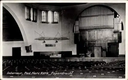 Ak Papendrecht Südholland, Kircheninneres mit Orgel