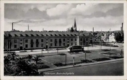 Ak Viersen in Nordrhein Westfalen, Bahnhofsplatz, Straßenbahn