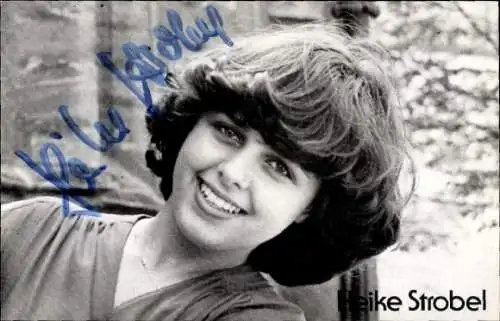 Ak Sängerin Heike Strobel, Portrait, Autogramm