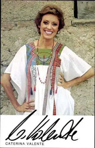 Ak Sängerin Caterina Valente, Portrait, Autogramm