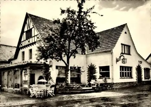 Ak Dreis-Brück in Rheinland-Pfalz, Hotel Beim Holzschnitzer, Außenansicht, Bes. Ferdinand Wierz