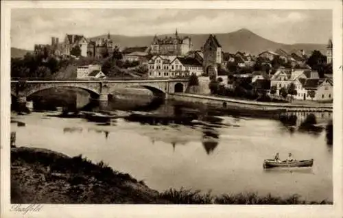 Ak Saalfeld Saale Thüringen, Blick auf den Ort, Brücke, Flusspartie, Ruderboot