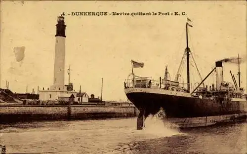 Ak Dunkerque Dünkirchen Nord, Der Leuchtturm, Schiff verlässt den Hafen