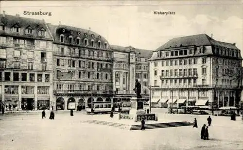 Ak Strasbourg Straßburg Elsass Bas Rhin, Kleberplatz, Denkmal, Straßenbahn, Fassaden