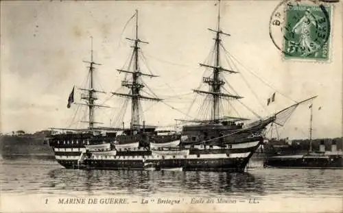 Ak Brest Finistère, La Bretagne, Ecole de Mousses, Segelschiff