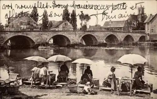 Ak Moret sur Loing Seine et Marne, Pont, laveusas