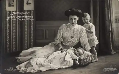 Ak Kronprinzessin Cecilie von Preußen mit Prinz Wilhelm und Louis Ferdinand