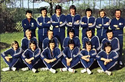 Ak FC Magdeburg, Gruppenbild, Fußballmannschaft, Trainingsanzüge