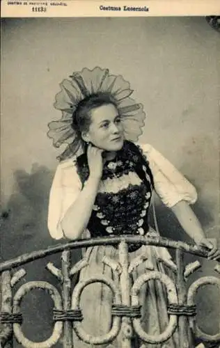 Ak Luzern Stadt Schweiz, Costume suisse, Frau in Luzerner Tracht