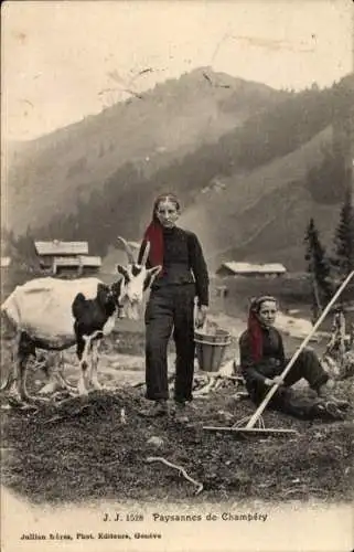 Ak Champéry Kanton Wallis, Paysannes, Bäuerinnen, Ziege