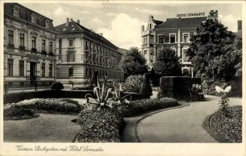 Ak Viersen in Nordrhein Westfalen, Stadtgarten mit Hotel Lennartz, Häuser