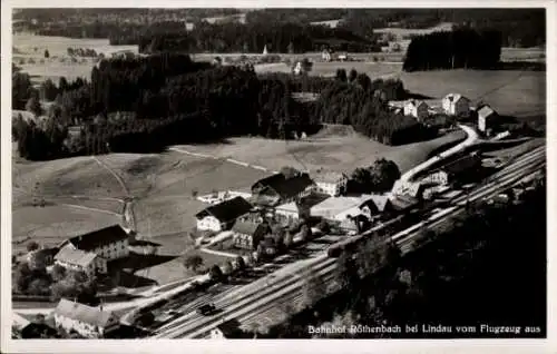 Ak Röthenbach im Allgäu, Bahnhof, Fliegeraufnahme