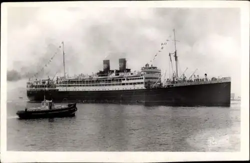 Ak Blick auf einen Dampfer mit Lotsenschiff