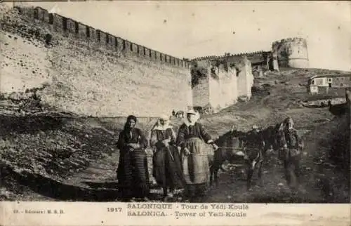 Ak Saloniki Thessaloniki Griechenland, Turm der Festung Yedi Koule, Frauen in Tracht, Esel