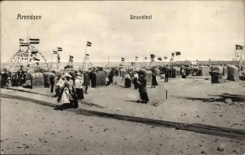 Ak Kühlungsborn Arendsee, Passanten a. einem Strandfest