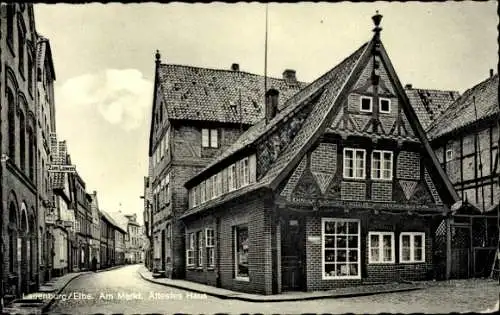 Ak Lauenburg an der Elbe, Am Markt, Ältestes Haus