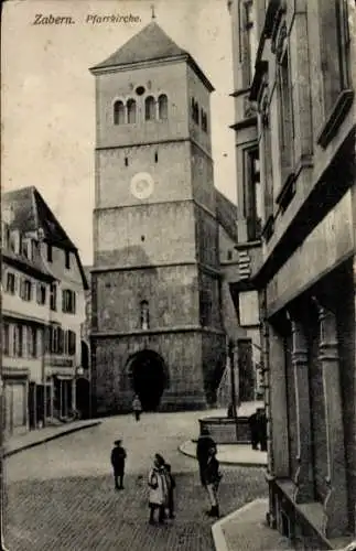 Ak Saverne Zabern Elsaß Bas Rhin, Ansicht der Pfarrkirche mit Uhr