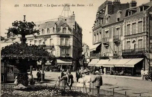 Ak Trouville Calvados, Le Quai, La Rue des Bains