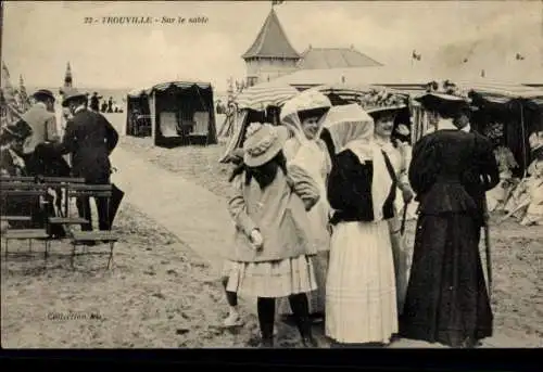 Ak Trouville Calvados, sur le sable