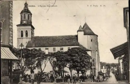 Ak Lourdes Hautes Pyrénées, L'Eglise Paroissiale