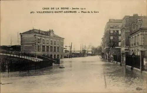 Ak Villeneuve Saint Georges Val de Marne, Place de la Gare