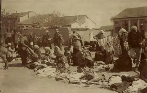 Foto Ak Prilep Mazedonien, Straßenhändler, Markt