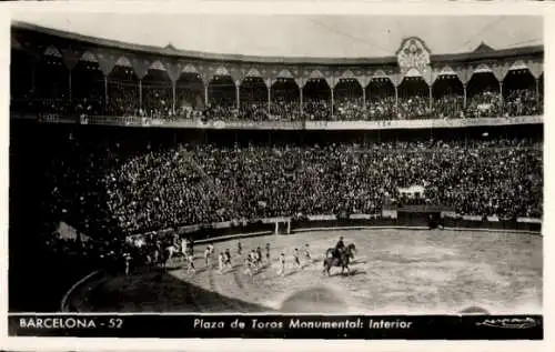 Ak Barcelona Katalonien, Plaza de Toros Monumental, Stierkampfarena, Toreros