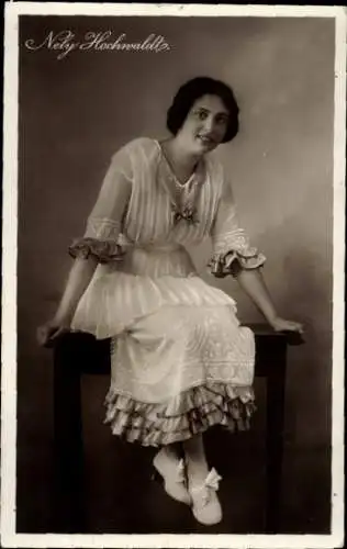 Ak Schauspielerin Nely Hochwladt, Portrait