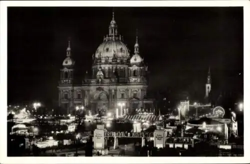 Ak Berlin Mitte, Weihnachtsmarkt 1937, Dom, Marienkirche