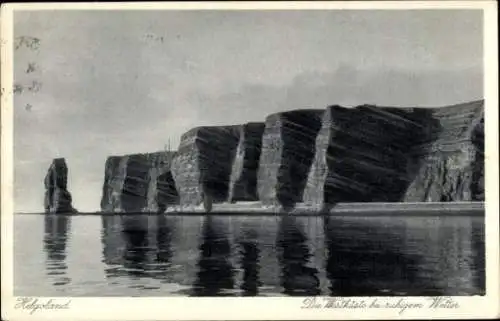 Ak Nordseeinsel Helgoland, Die Westküste bei ruhigem Wetter