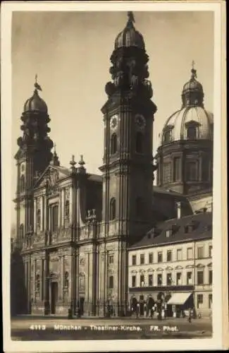 Ak München, Theatiner-Hofkirche