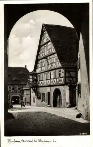 Ak Uffenheim in Mittelfranken, Blick durch das Würzburger Tor
