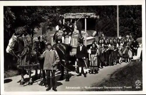 Ak Titisee Neustadt im Breisgau Hochschwarzwald, Hochzeitswagen, Neustädter Tracht