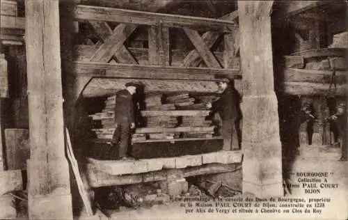 Ak Dijon Côte d'Or, Maison Paul Court, Un pressurage a la caverie des Ducs de Bourgogne