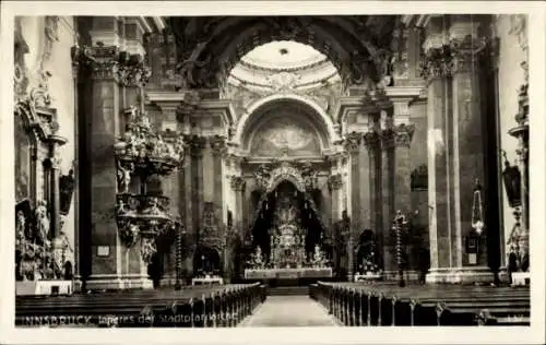 Ak Innsbruck in Tirol, Inneres der Stadtpfarrkirche